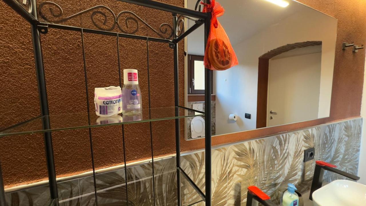 Suite Stylish & Cozy Apartment In The Heart Of Florence Exterior photo