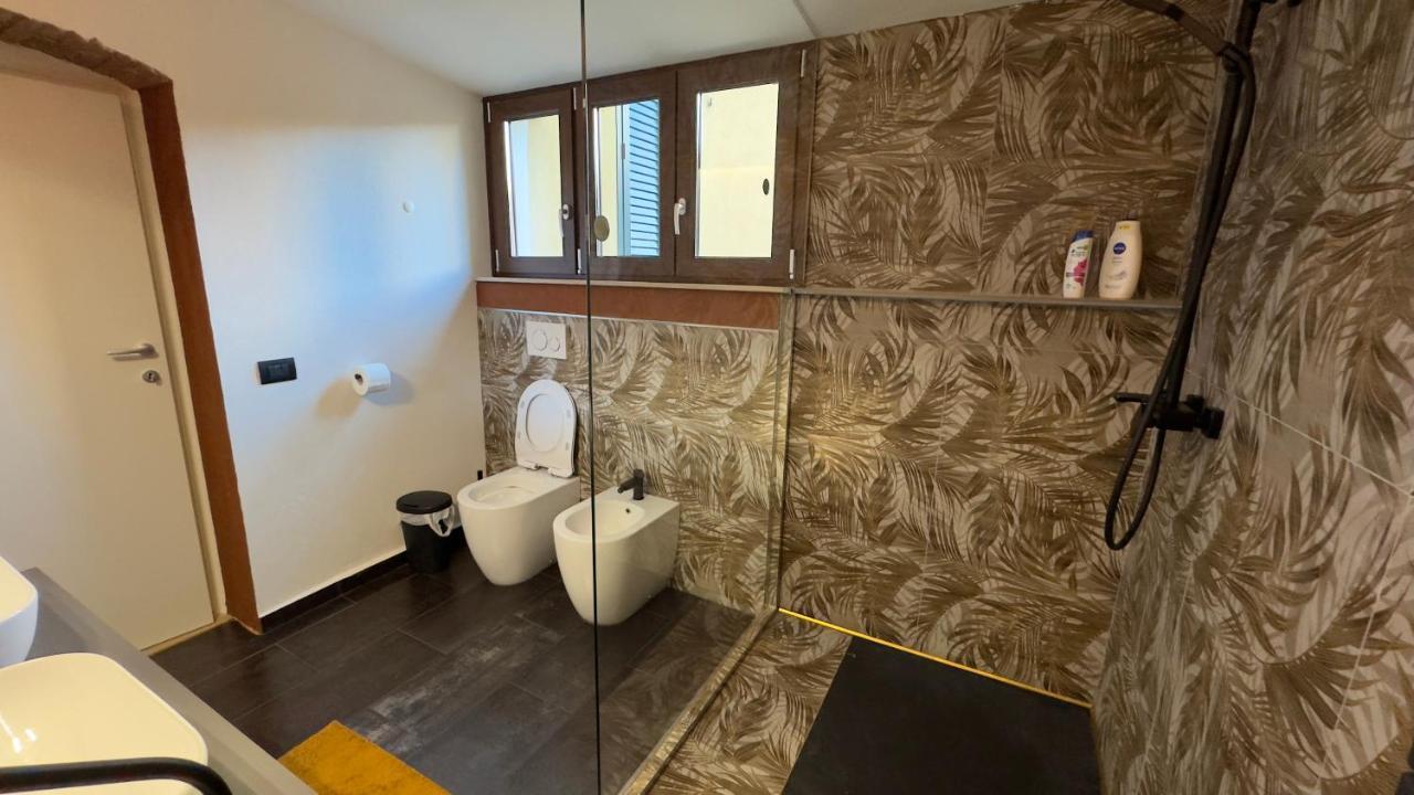 Suite Stylish & Cozy Apartment In The Heart Of Florence Exterior photo