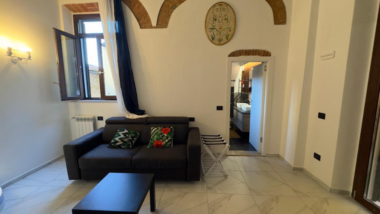 Suite Stylish & Cozy Apartment In The Heart Of Florence Exterior photo